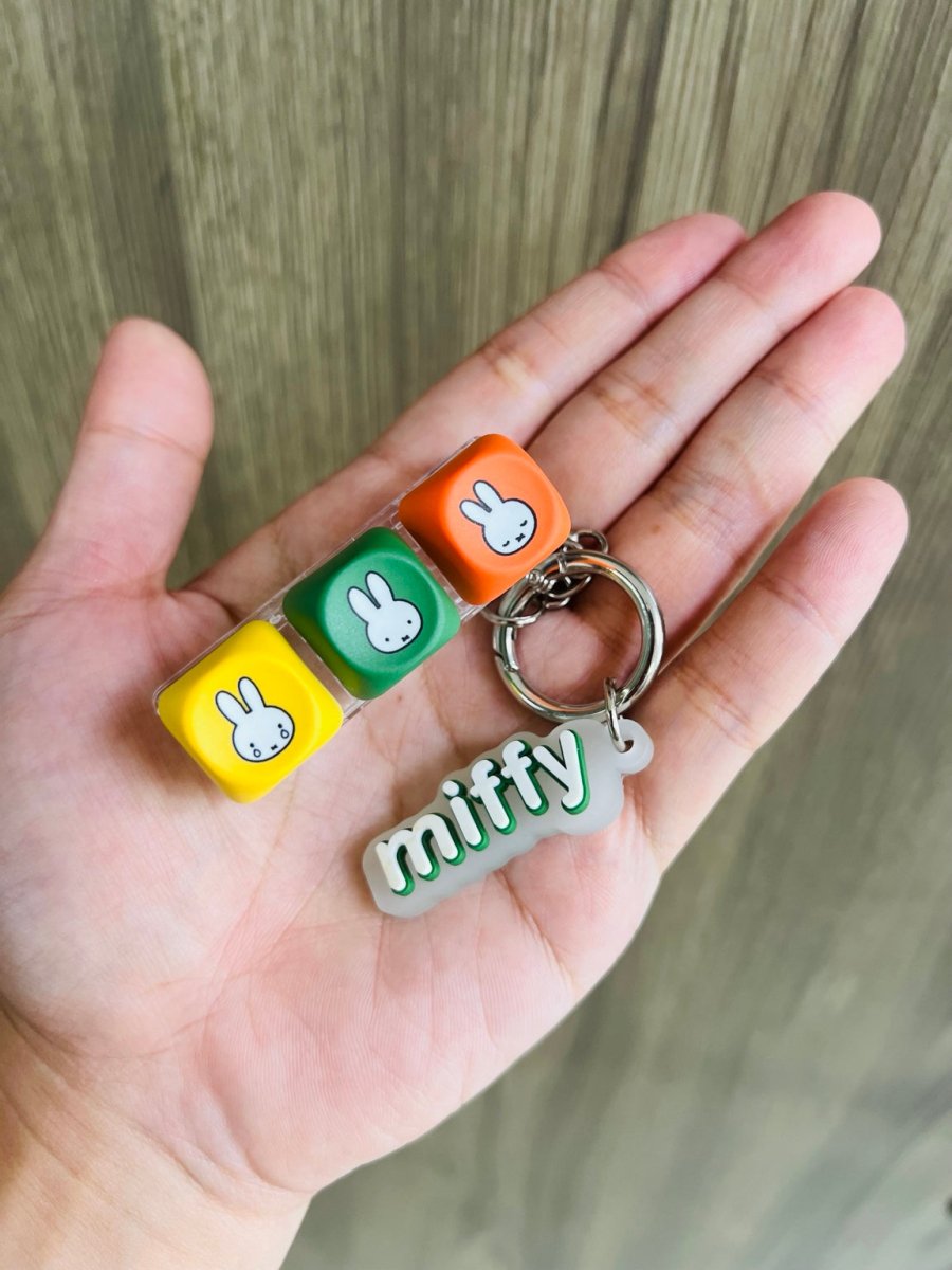 米菲 Miffy | 可按壓鍵帽系列吊飾盲盒 | 萊爾富熱銷款