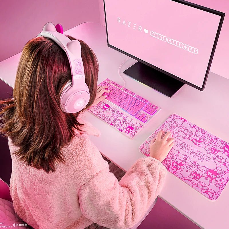 Razer雷蛇 × 三麗鷗 Sanrio | HelloKitty 凱蒂貓 耳罩式耳機 - 圖1 | 潮巢 Nestory